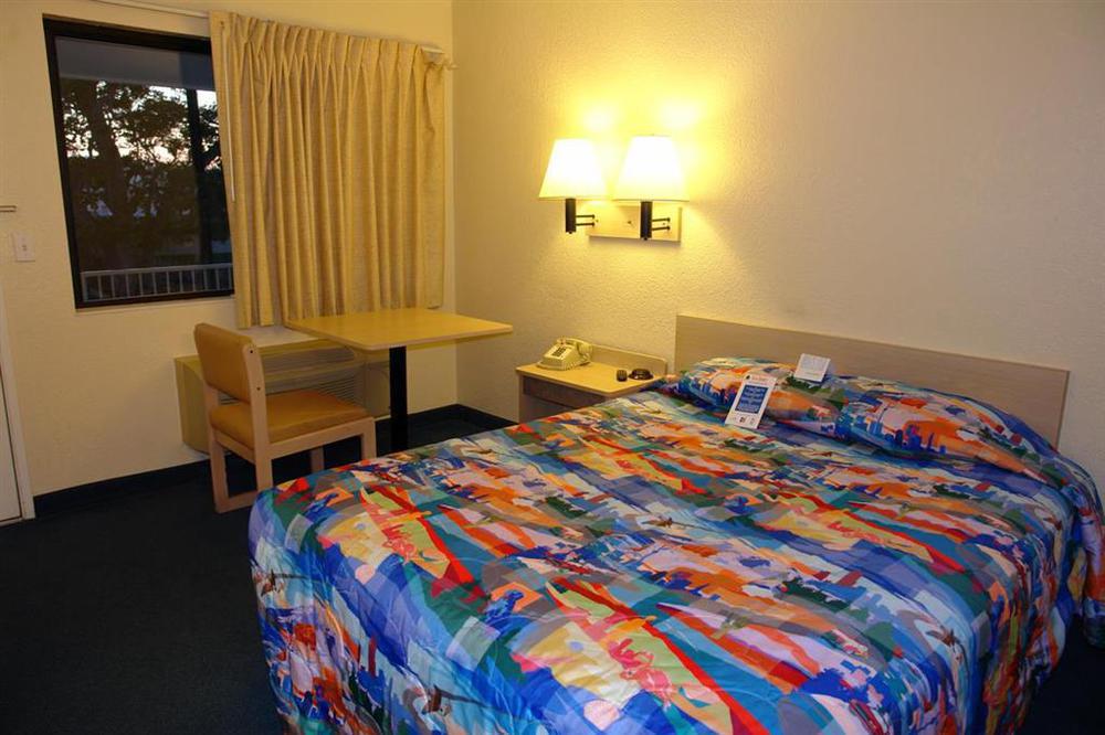 Motel 6-Monterey, Ca Room photo